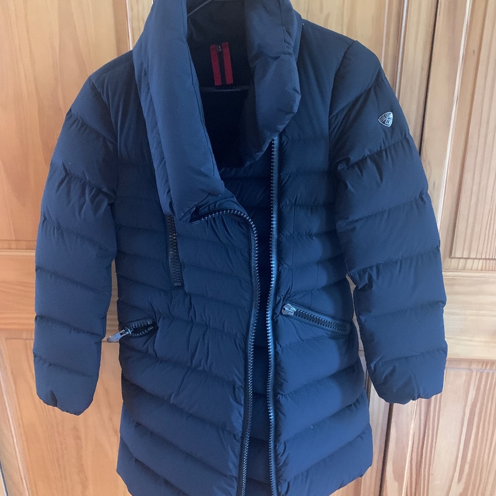 Postcard women Katanec down coat